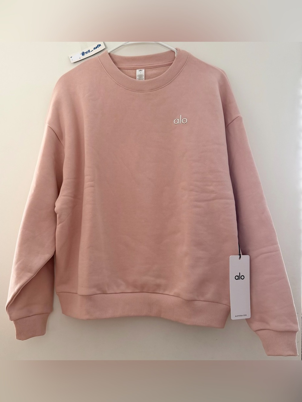 ALO Yoga Accolade Crewneck Sweatshirt Pink - New  (❗️ONLY $68+ offers accepted)